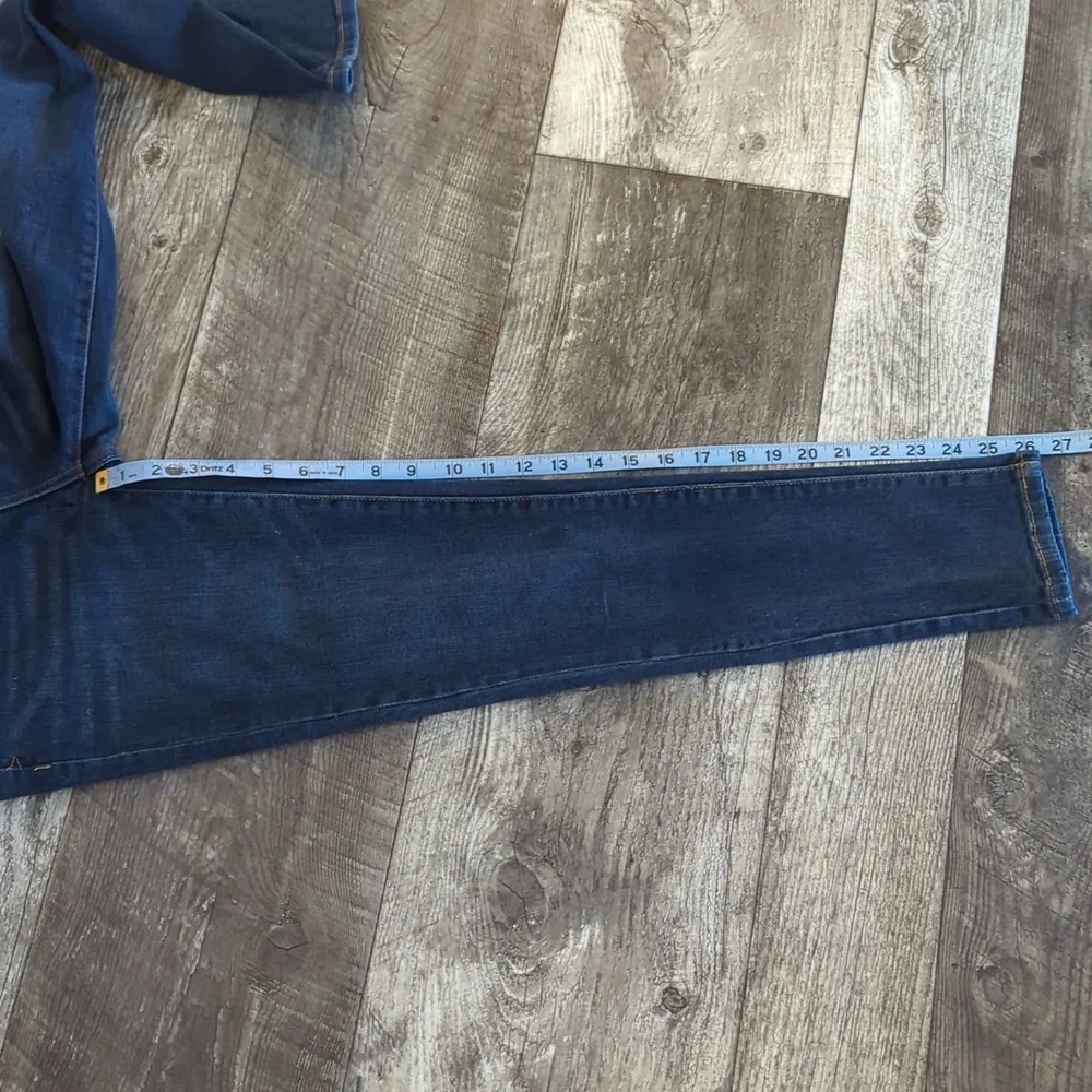 Jeans - Picture 3 of 6